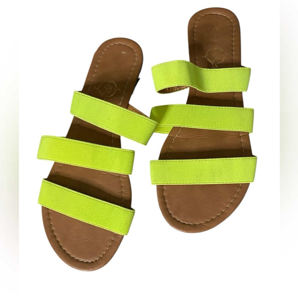 Dynamic Yellow and Brown Sandals with Leather Accents